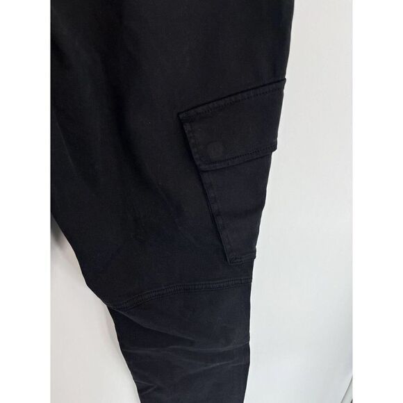 J Brand Womens Black High Rise Utility Cargo Pants Size 26 Margho Zip Ankle $248 - Picture 4 of 14